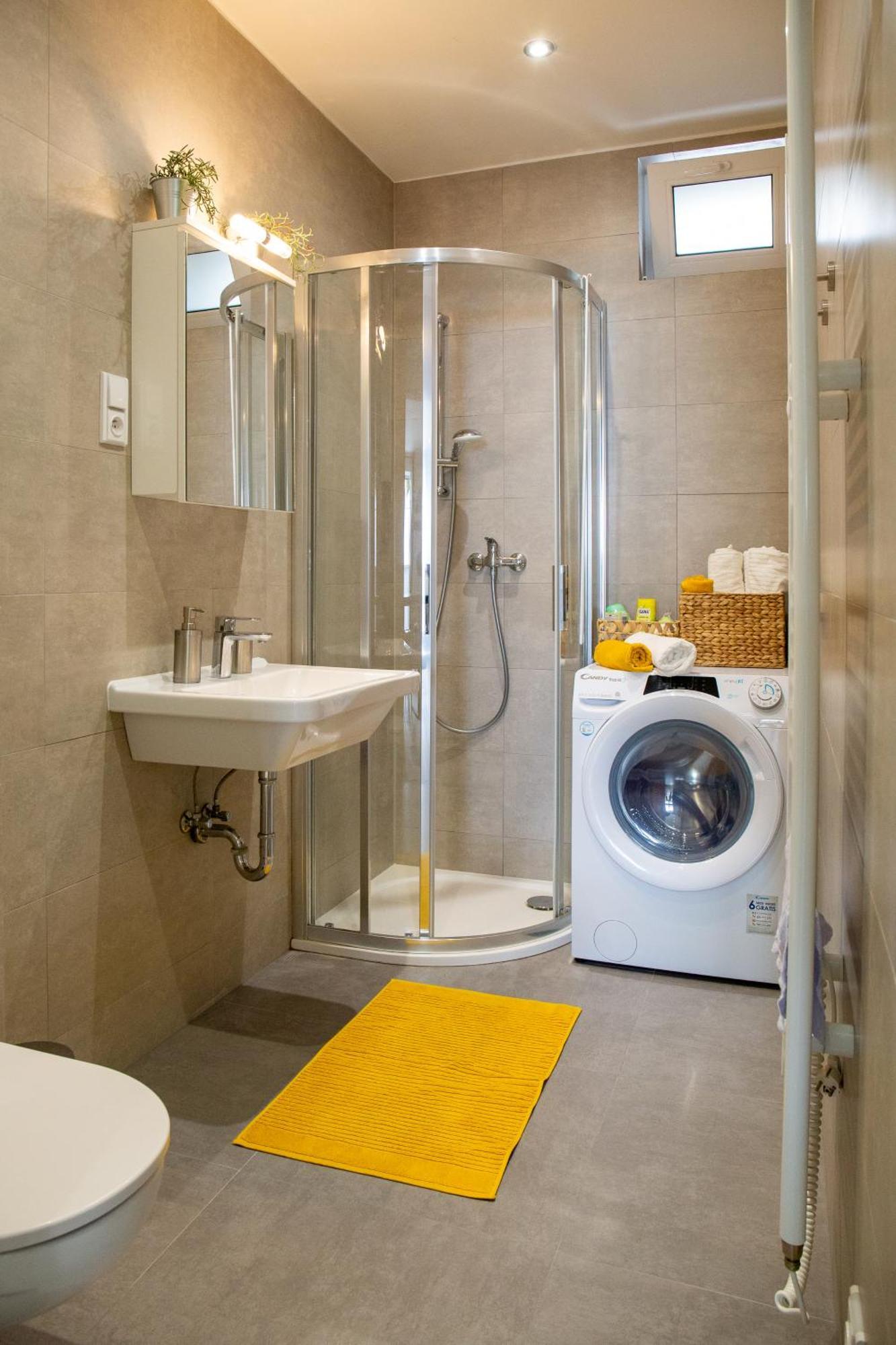 Apartman Yellow Submarine Se Slunnou Terasou Kutná Hora Eksteriør billede